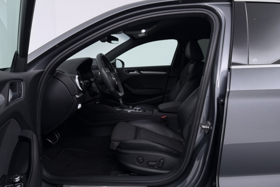 Audi A3 Limousine 35 TFSI CoD Advance Sport Automaat (VIRTUAL COCKPIT, STOELVERWARMING, ADAPTIVE CRUISE, PAR