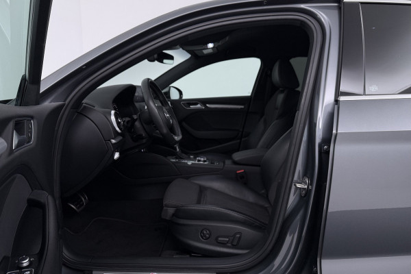 Audi A3 Limousine 35 TFSI CoD Advance Sport Automaat (VIRTUAL COCKPIT, STOELVERWARMING, ADAPTIVE CRUISE, PAR