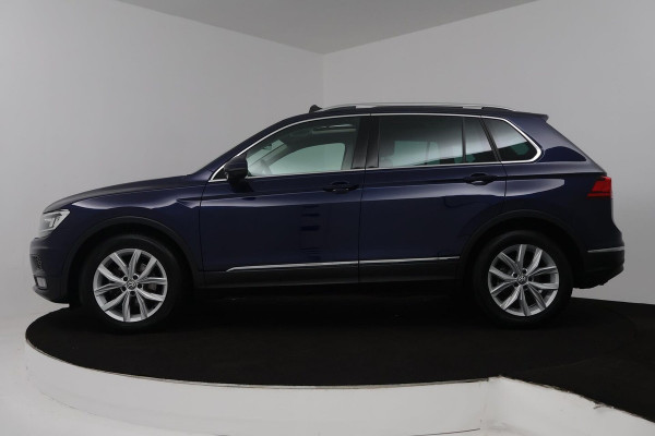 Volkswagen Tiguan 1.5 TSI ACT Highline (PANORAMADAK, DIGITALE COCKPIT, ACHTERUITRIJCAMERA, STOELVERWARMING,