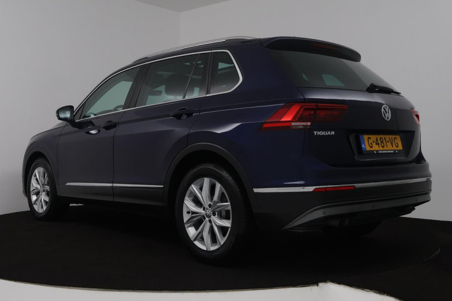 Volkswagen Tiguan 1.5 TSI ACT Highline (PANORAMADAK, DIGITALE COCKPIT, ACHTERUITRIJCAMERA, STOELVERWARMING,