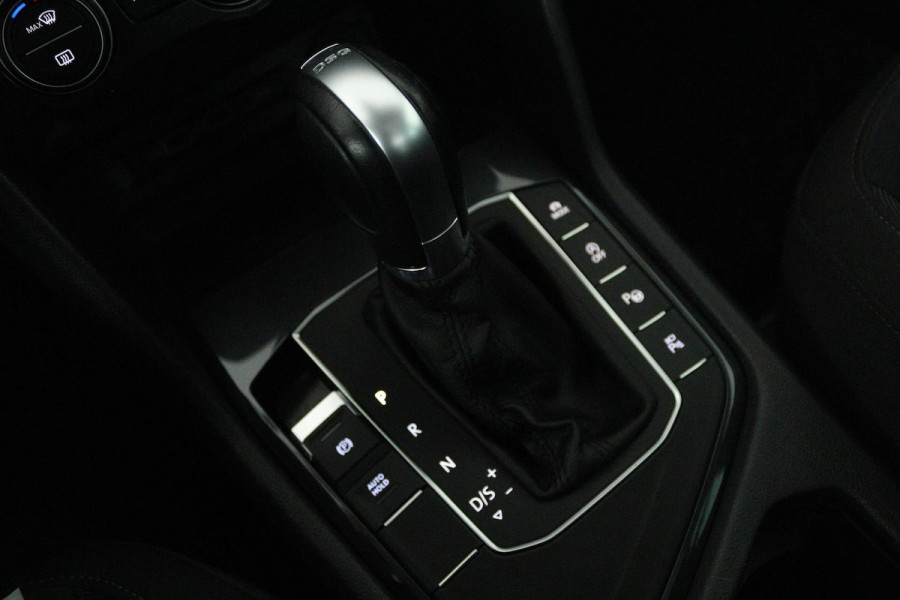 Volkswagen Tiguan 1.5 TSI ACT Highline (PANORAMADAK, DIGITALE COCKPIT, ACHTERUITRIJCAMERA, STOELVERWARMING,