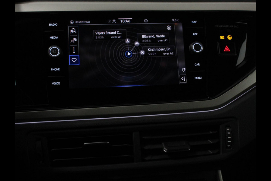 Volkswagen Polo 1.0 TSI Move DSG Navigatie Apple Carplay/Android Auto Airco Digitale Cockpit Adaptive Cruise Control Lichtmetalen Velgen Parkeer sensoren V+A Stoelverwarming