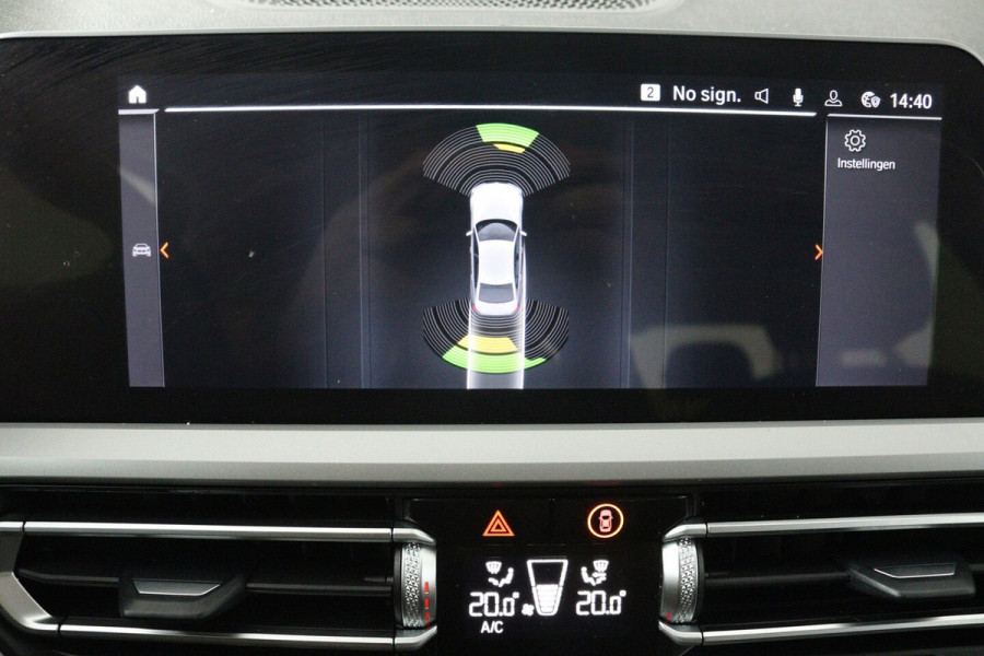 BMW 3 Serie 318i Executive Edition (NAVIGATIE, CARPLAY, LED, DEALER ONDERHOUDEN)