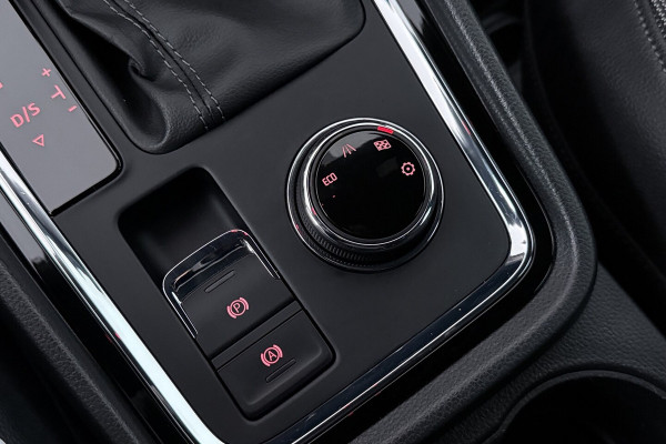 Seat Ateca 1.4 EcoTSI FR Business Intense (TREKHAAK, STOELVERWARMING, CRUISE CONTROL ADAPTIEF, NAVIGA