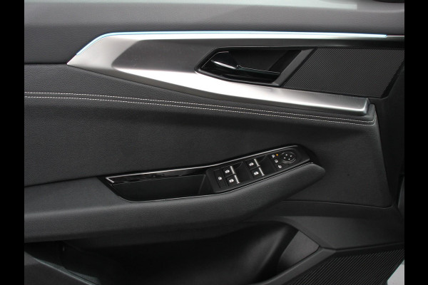 Renault Austral 1.3 Mild Hybrid 160 X-Tronic Climate control Cruise Control adaptief Panorama dak LED Navigatie Sfeerverlichting Elektrische achterklep Stoel + stuurverwarming 360* camera Premium audio Arkamys