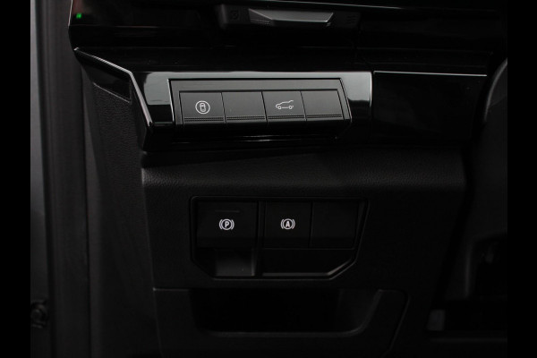 Renault Austral 1.3 Mild Hybrid 160 X-Tronic Climate control Cruise Control adaptief Panorama dak LED Navigatie Sfeerverlichting Elektrische achterklep Stoel + stuurverwarming 360* camera Premium audio Arkamys