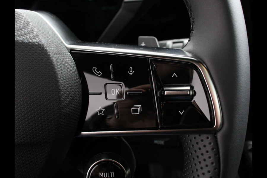 Renault Austral 1.3 Mild Hybrid 160 X-Tronic Climate control Cruise Control adaptief Panorama dak LED Navigatie Sfeerverlichting Elektrische achterklep Stoel + stuurverwarming 360* camera Premium audio Arkamys