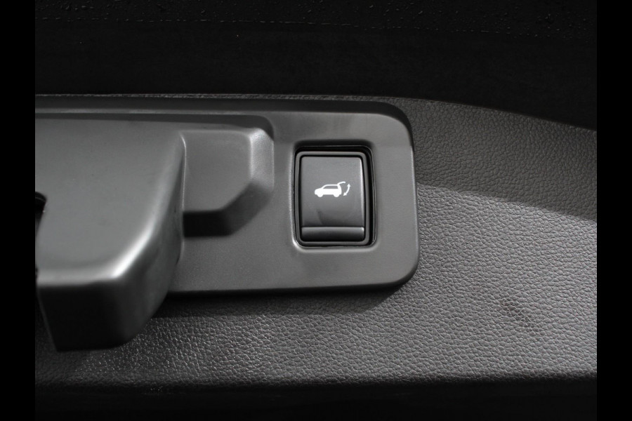 Renault Austral 1.3 Mild Hybrid 160 X-Tronic Climate control Cruise Control adaptief Panorama dak LED Navigatie Sfeerverlichting Elektrische achterklep Stoel + stuurverwarming 360* camera Premium audio Arkamys