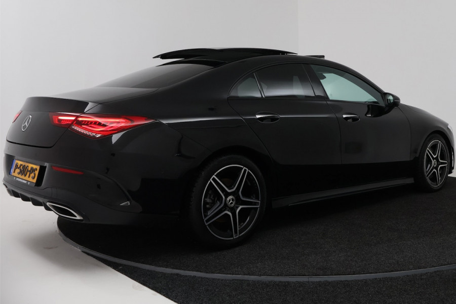 Mercedes-Benz CLA-Klasse 200 Business Solution AMG (PANORAMADAK, STOELVERWARMING, SFEERVERLICHTING, CAMERA, CRUISE