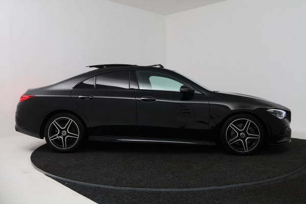 Mercedes-Benz CLA-Klasse 200 Business Solution AMG (PANORAMADAK, STOELVERWARMING, SFEERVERLICHTING, CAMERA, CRUISE