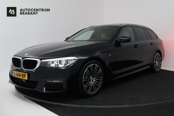BMW 5 Serie Touring 540i xDrive High Executive (PANORAMADAK, ADAPTIEVE CRUISE, SFEERVERLICHTING, DEALER ONDERH