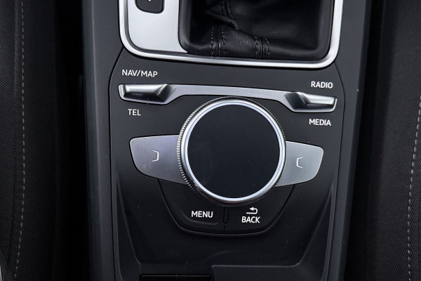 Audi Q2 35 TFSI Business Edition Automaat (DIGITALE COCKPIT, DEALER ONDERHOUDEN, LED, CLIMA)