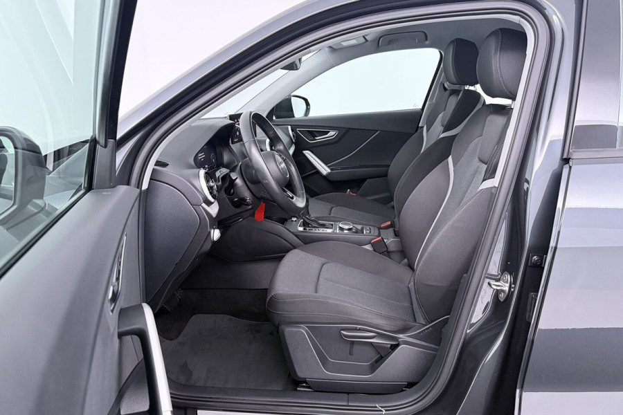 Audi Q2 35 TFSI Business Edition Automaat (DIGITALE COCKPIT, DEALER ONDERHOUDEN, LED, CLIMA)