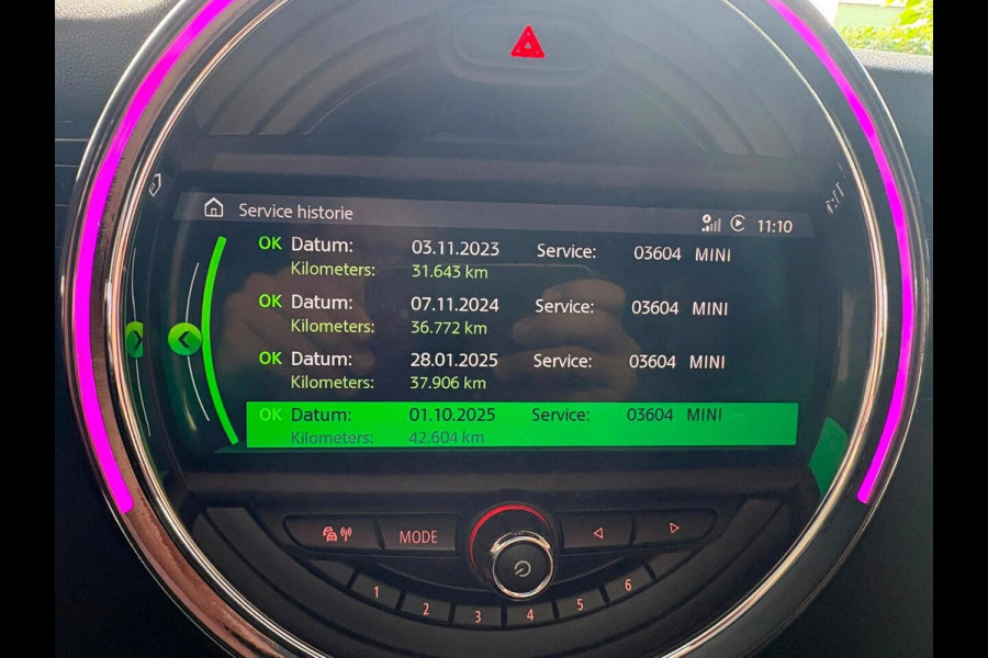 MINI Cooper S 2.0 Chili JCW Pakket (PANORAMADAK, DEALER ONDERHOUDEN, HEAD-UP, CARPLAY, NAVIGATIE, STOELV