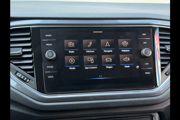 Volkswagen T-Roc BWJ 2021 | 1.5TSI 150PK Sport Business R AUTOMAAT | CLIMA | NAVI | DIGI DASH | 19'' LMV | PDC 2X | CARPLAY | DONKER GLAS | STOELVERW |