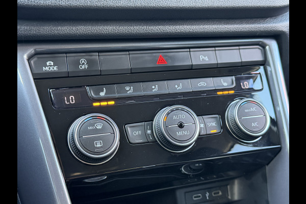 Volkswagen T-Roc BWJ 2021 | 1.5TSI 150PK Sport Business R AUTOMAAT | CLIMA | NAVI | DIGI DASH | 19'' LMV | PDC 2X | CARPLAY | DONKER GLAS | STOELVERW |