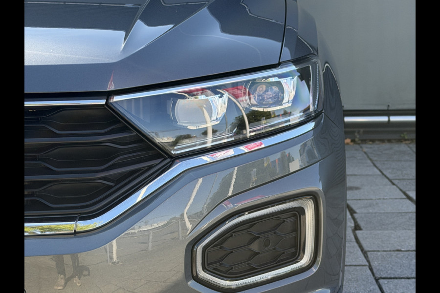 Volkswagen T-Roc BWJ 2021 | 1.5TSI 150PK Sport Business R AUTOMAAT | CLIMA | NAVI | DIGI DASH | 19'' LMV | PDC 2X | CARPLAY | DONKER GLAS | STOELVERW |