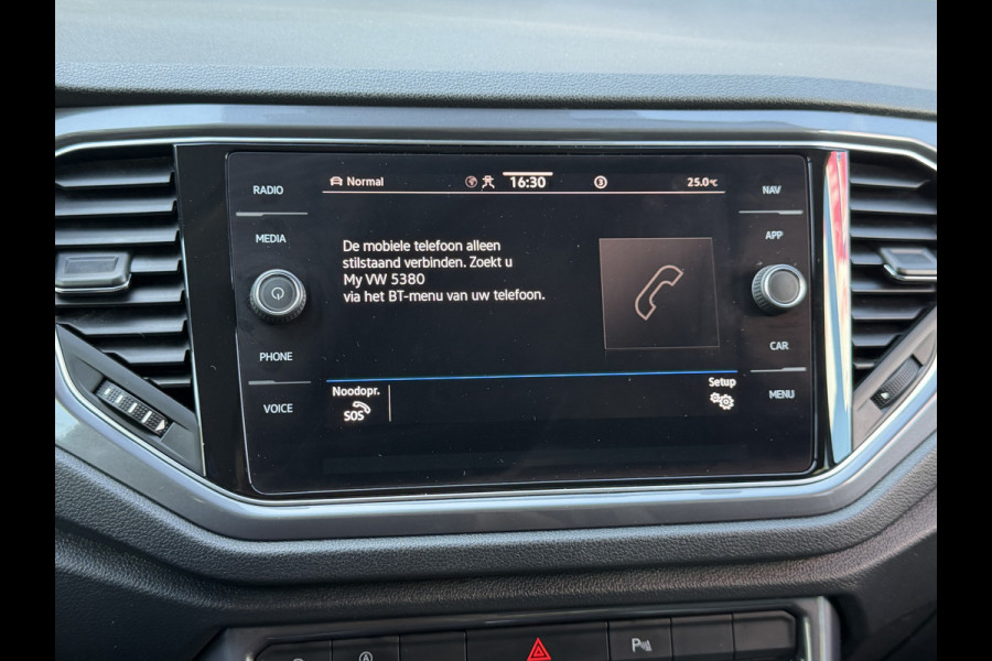 Volkswagen T-Roc BWJ 2021 | 1.5TSI 150PK Sport Business R AUTOMAAT | CLIMA | NAVI | DIGI DASH | 19'' LMV | PDC 2X | CARPLAY | DONKER GLAS | STOELVERW |