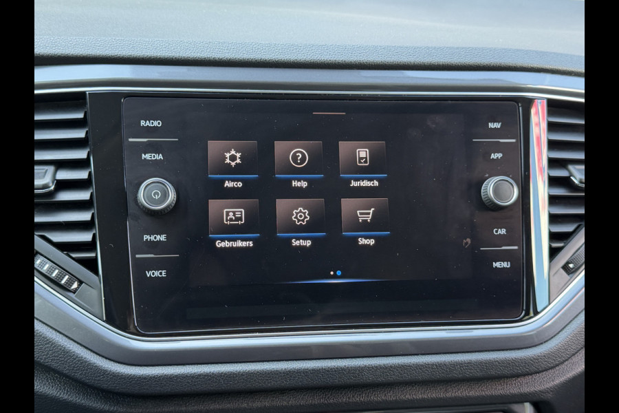 Volkswagen T-Roc BWJ 2021 | 1.5TSI 150PK Sport Business R AUTOMAAT | CLIMA | NAVI | DIGI DASH | 19'' LMV | PDC 2X | CARPLAY | DONKER GLAS | STOELVERW |