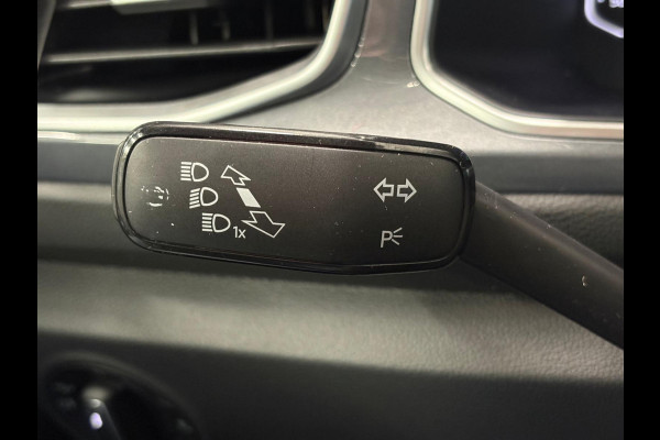Volkswagen T-Roc 1.5 TSI 150pk Automaat Style Climate Control  Navigatie Aple Carplay/Android Auto  PDC VA+ Camera Adaptive Cruise Control Keyless Go Virtual Cockpit Pro
