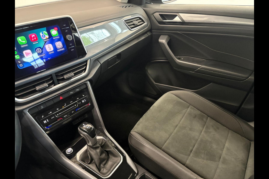 Volkswagen T-Roc 1.5 TSI 150pk Automaat Style Climate Control  Navigatie Aple Carplay/Android Auto  PDC VA+ Camera Adaptive Cruise Control Keyless Go Virtual Cockpit Pro