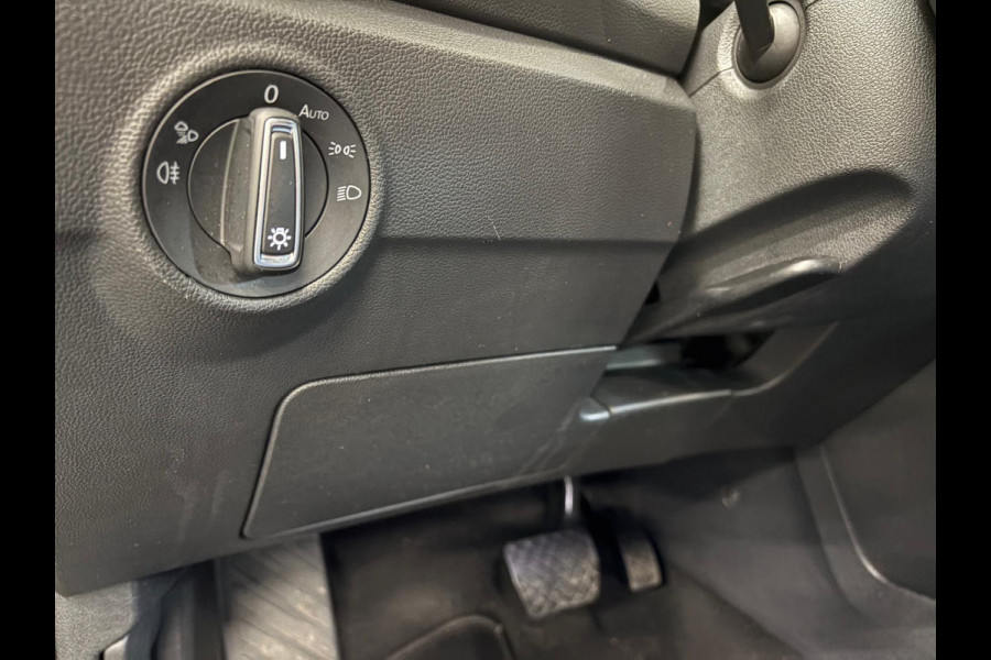 Volkswagen T-Roc 1.5 TSI 150pk Automaat Style Climate Control  Navigatie Aple Carplay/Android Auto  PDC VA+ Camera Adaptive Cruise Control Keyless Go Virtual Cockpit Pro