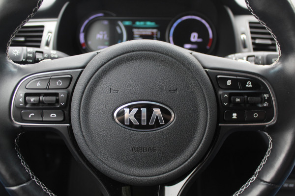Kia e-Niro ExecutiveLine 64 kWh / Camera / Leder / Keyless / Stoelventilatie / Navigatie / Dodehoek / DAB / Cruise Control / Warmtepomp