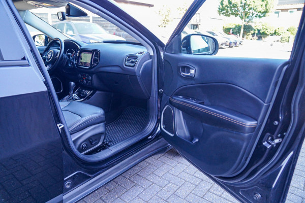 Jeep Compass 1.3T Limited | Automaat | Stoelverwarming | Luxe Leder | Park Assit | Climatronic | Camera | 1e eigenaar | Dealer ond