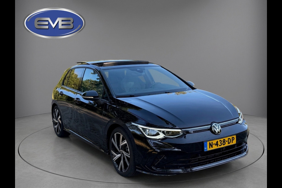 Volkswagen Golf 1.5 eTSI AUTOMAAT R-Line Business, panoramadak, harman/kardon, sfeerverlichting, digitaal cockpit, vele opties!