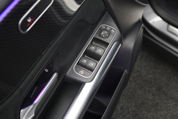 Mercedes-Benz GLA 250 e 218 PK AMG Line PHEV, Trekhaak, Adap. Cruise Control, Head-Up, 360 Camera