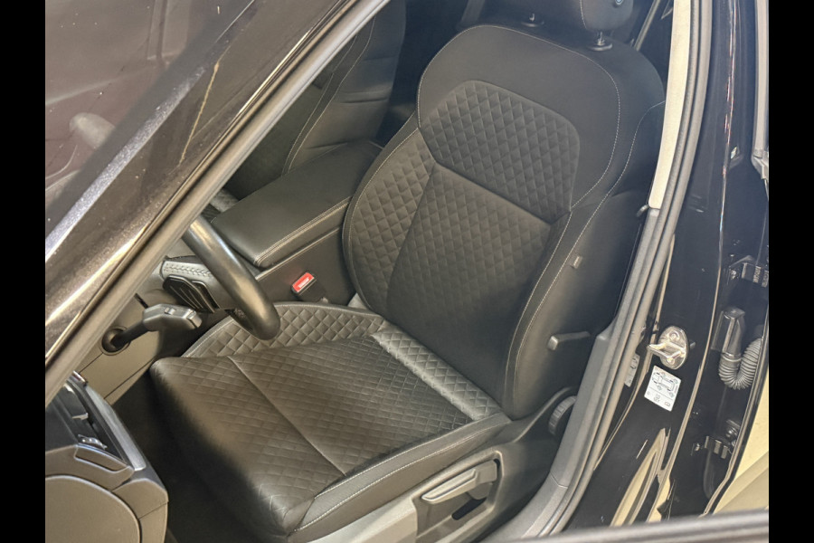 Škoda Superb Combi 1.4 TSI iV Business Edition Plus | SOH 100% | Trekhaak | Apple Carplay