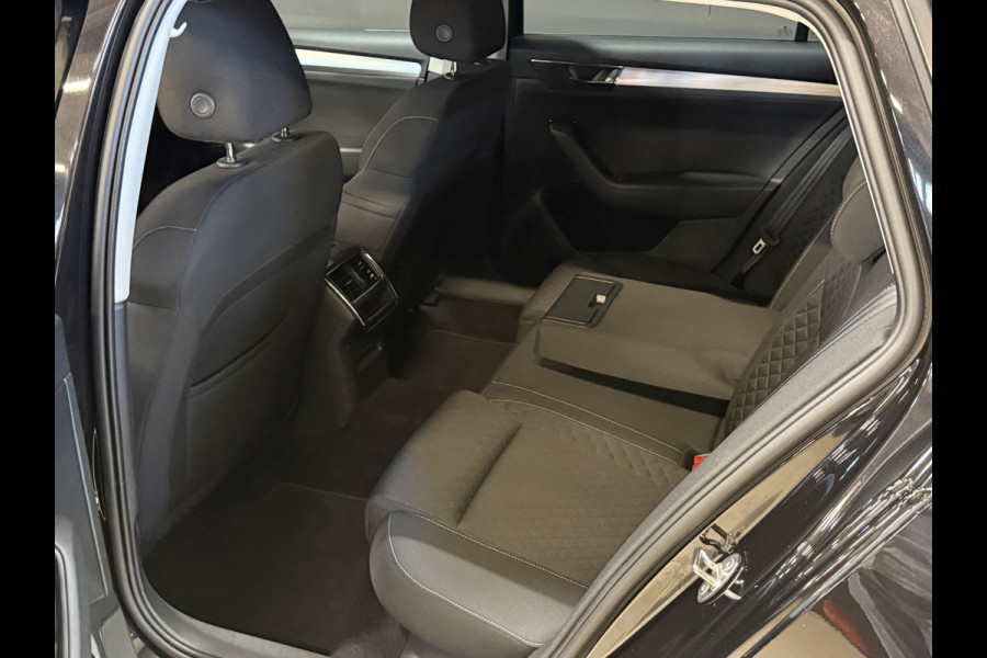 Škoda Superb Combi 1.4 TSI iV Business Edition Plus | SOH 100% | Trekhaak | Apple Carplay