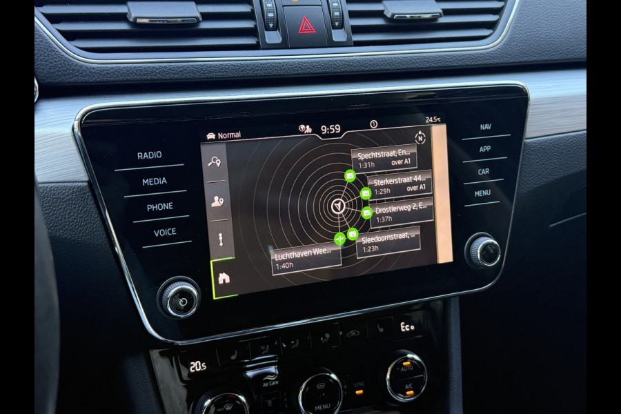 Škoda Superb Combi 1.4 TSI iV Business Edition Plus | SOH 100% | Trekhaak | Apple Carplay