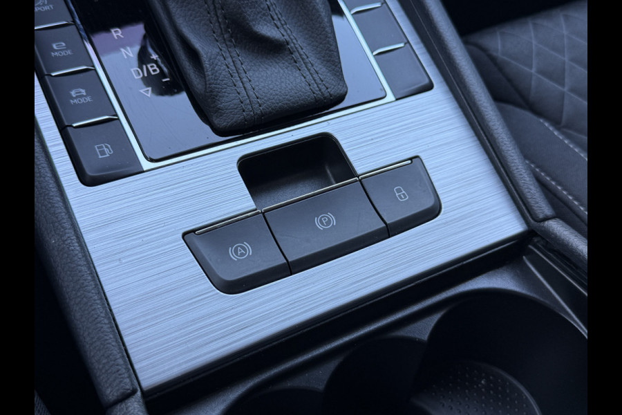 Škoda Superb Combi 1.4 TSI iV Business Edition Plus | SOH 100% | Trekhaak | Apple Carplay