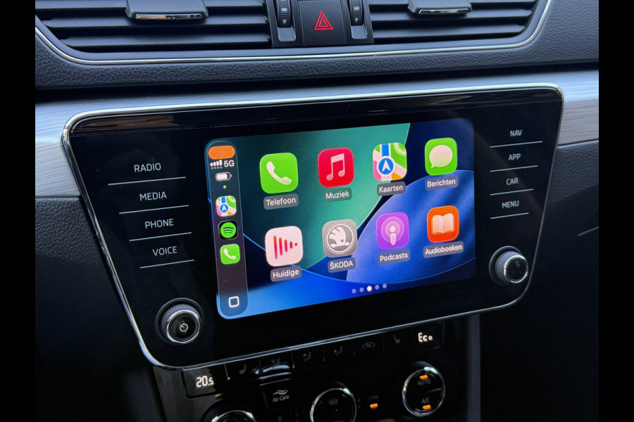 Škoda Superb Combi 1.4 TSI iV Business Edition Plus | SOH 100% | Trekhaak | Apple Carplay