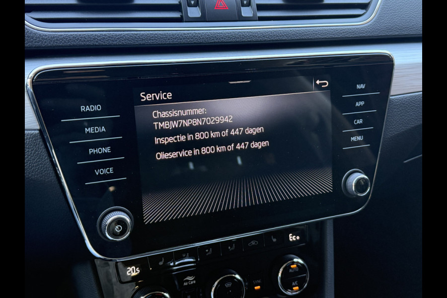 Škoda Superb Combi 1.4 TSI iV Business Edition Plus | SOH 100% | Trekhaak | Apple Carplay