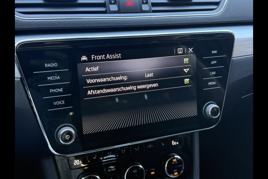 Škoda Superb Combi 1.4 TSI iV Business Edition Plus | SOH 100% | Trekhaak | Apple Carplay
