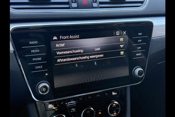 Škoda Superb Combi 1.4 TSI iV Business Edition Plus | SOH 100% | Trekhaak | Apple Carplay