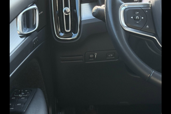 Volvo XC40 2.0 T4 Inscription | PDC | Camera | Carplay | Harman/Kardon |