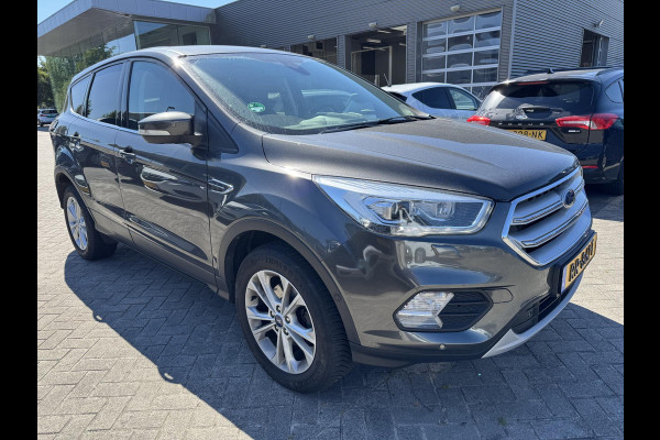 Ford Kuga 1.5 EcoBoost Titanium | Wegklapbare Trekhaak | Stoelverwarming | Cruise Control | Navigatie | Parkeersensoren |