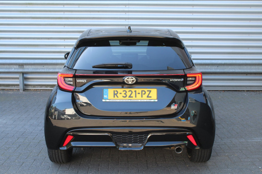 Toyota Yaris 1.5 Hybrid 116pk GR Sport AUTOMAAT Panoramadak JBL HUD NL-Auto NAP