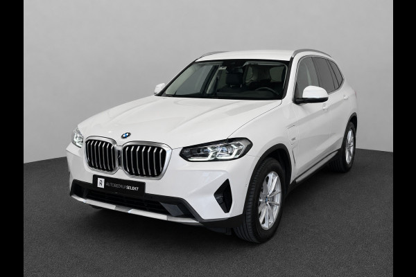 BMW X3 XDrive30e | NIeuw model | Trekhaak | LED | Keyless | 360 camera | Stoelverwarming | 1e eigenaar