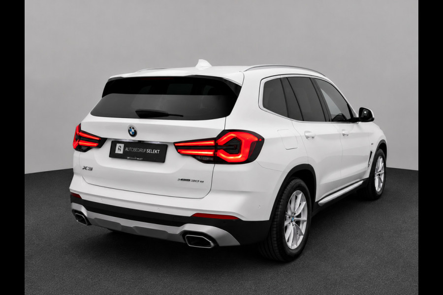 BMW X3 XDrive30e | NIeuw model | Trekhaak | LED | Keyless | 360 camera | Stoelverwarming | 1e eigenaar