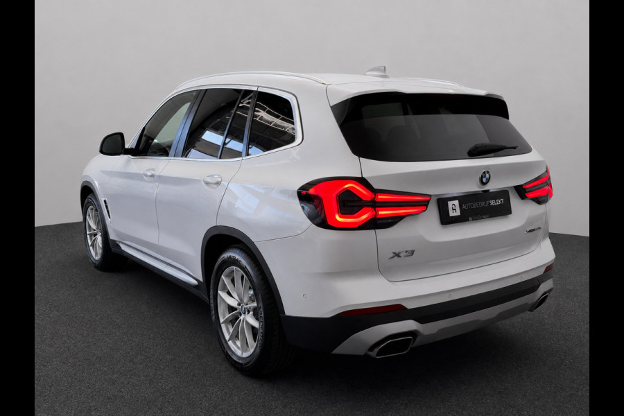 BMW X3 XDrive30e | NIeuw model | Trekhaak | LED | Keyless | 360 camera | Stoelverwarming | 1e eigenaar