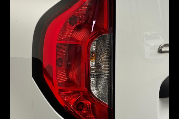 Mercedes-Benz Citan 110 CDI Pro Airco Cruise control Achteruitrijcamera Verwarmde stoel Trekhaak Parkeersensor achter Apple Carplay/ Android Auto