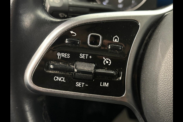 Mercedes-Benz Citan 110 CDI Pro Airco Cruise control Achteruitrijcamera Verwarmde stoel Trekhaak Parkeersensor achter Apple Carplay/ Android Auto