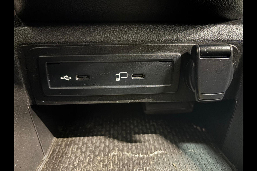 Mercedes-Benz Citan 110 CDI Pro Airco Cruise control Achteruitrijcamera Verwarmde stoel Trekhaak Parkeersensor achter Apple Carplay/ Android Auto