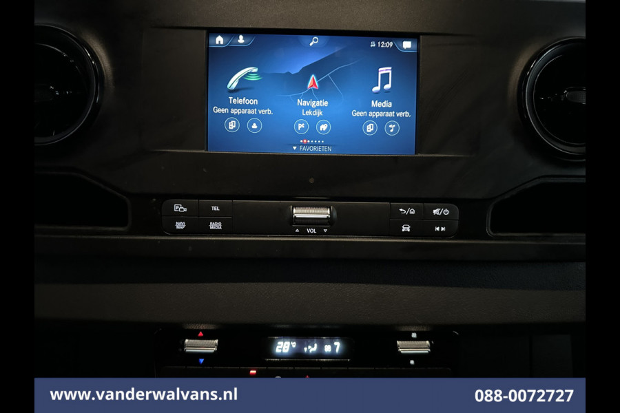Mercedes-Benz Sprinter 317 CDI 170pk L3H2 Euro6 Airco | Camera | Navigatie | Cruisecontrol Parkeersensoren, Bijrijdersbank