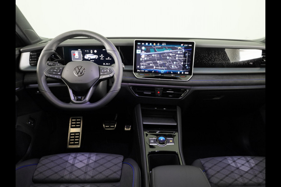 Volkswagen Tayron R-Line Edition 1.5 eHybrid 200 kW / 272 PK SUV 6 v Panoramadak | Trekhaak | 360 camera
