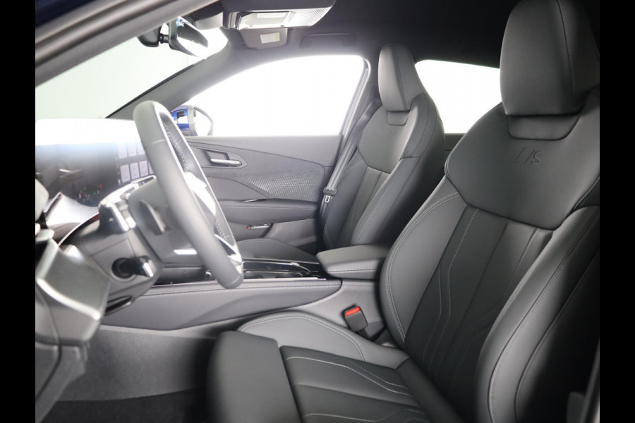 Audi Q3 Advanced edition e-hybrid 272 pk | Techniekpakket plus | S line interieur sportstoelen | Laadconcept compact | Privacy glas |